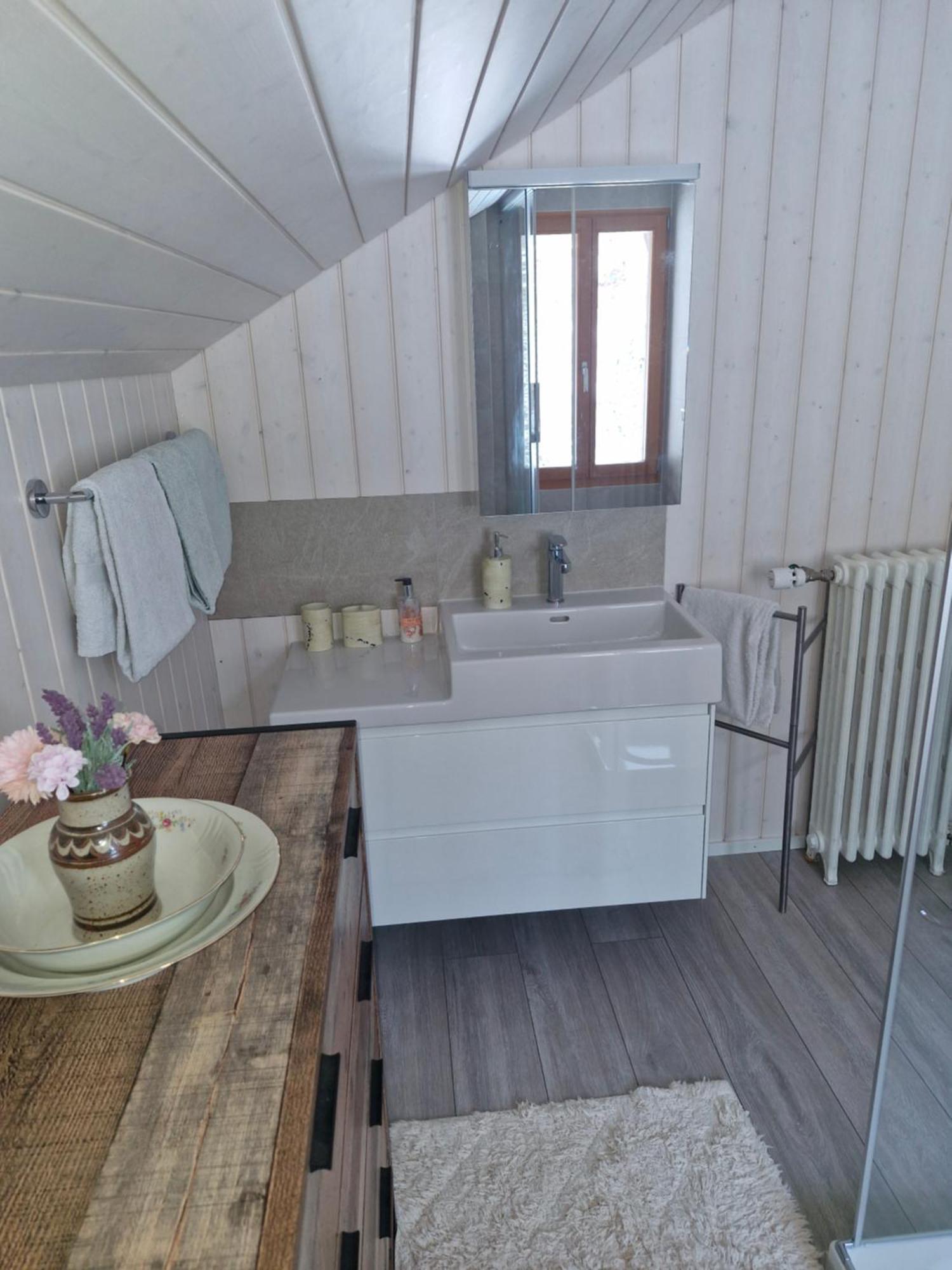 Traditional In - Floor Wengen